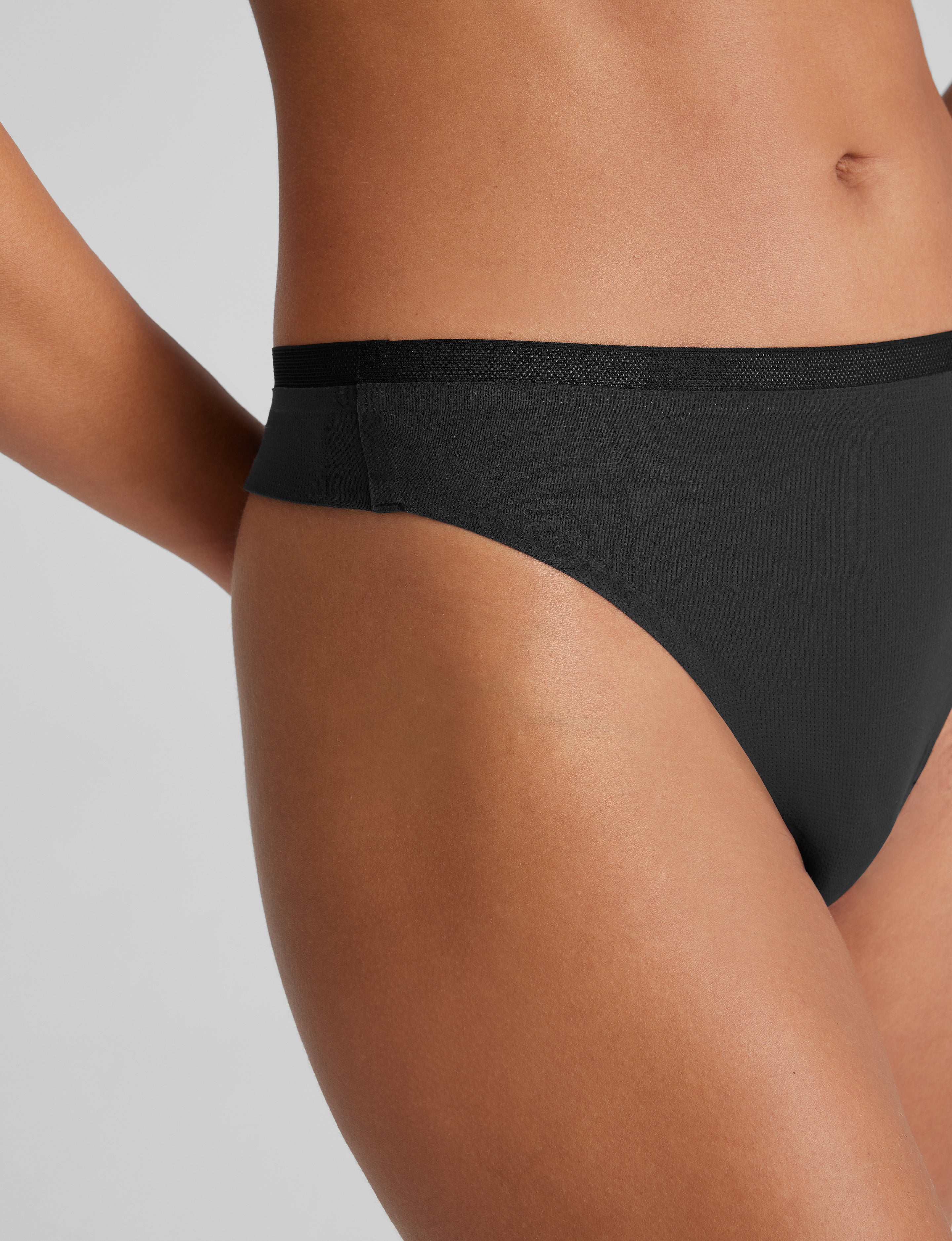Women's Air Thong