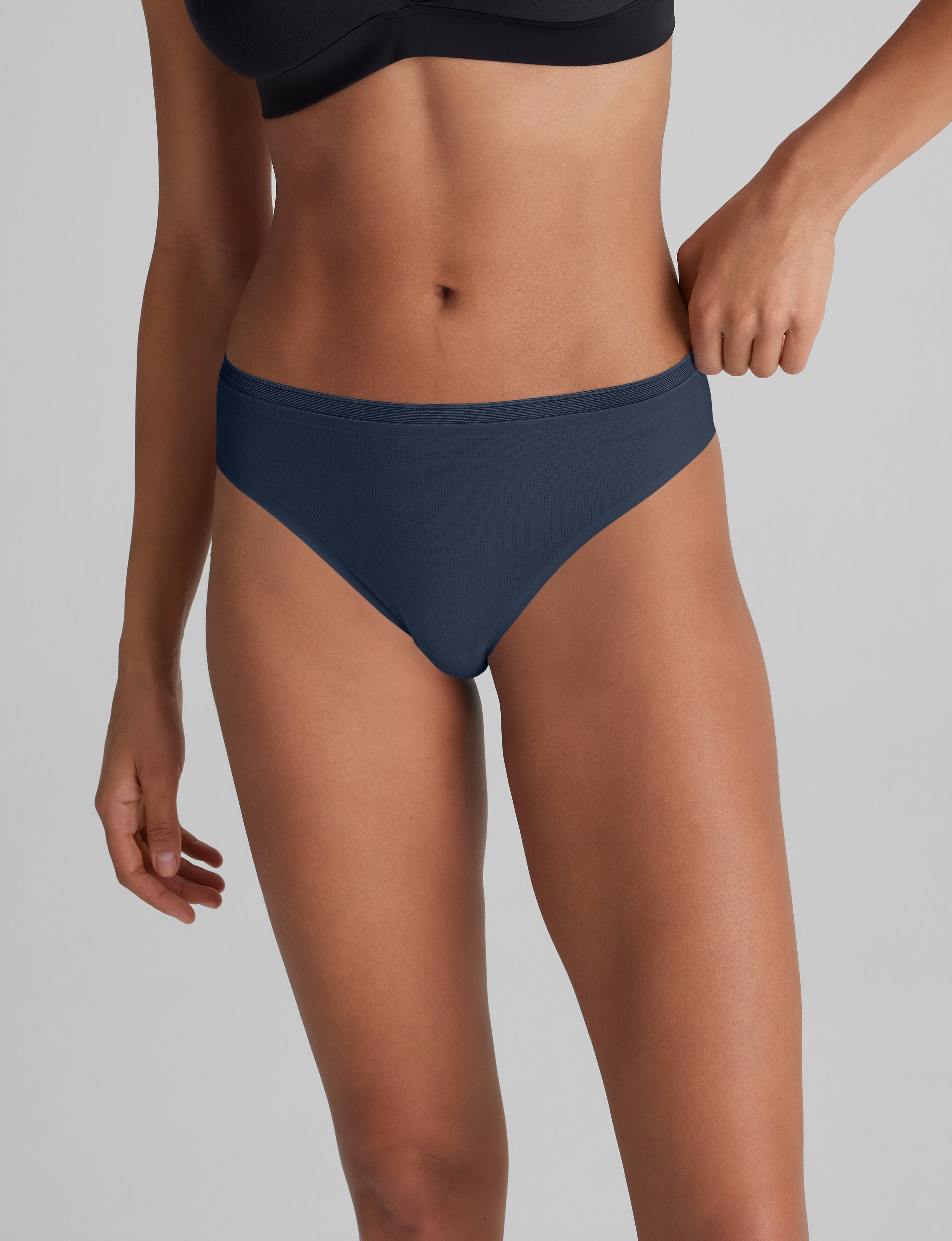 Women's Air Thong