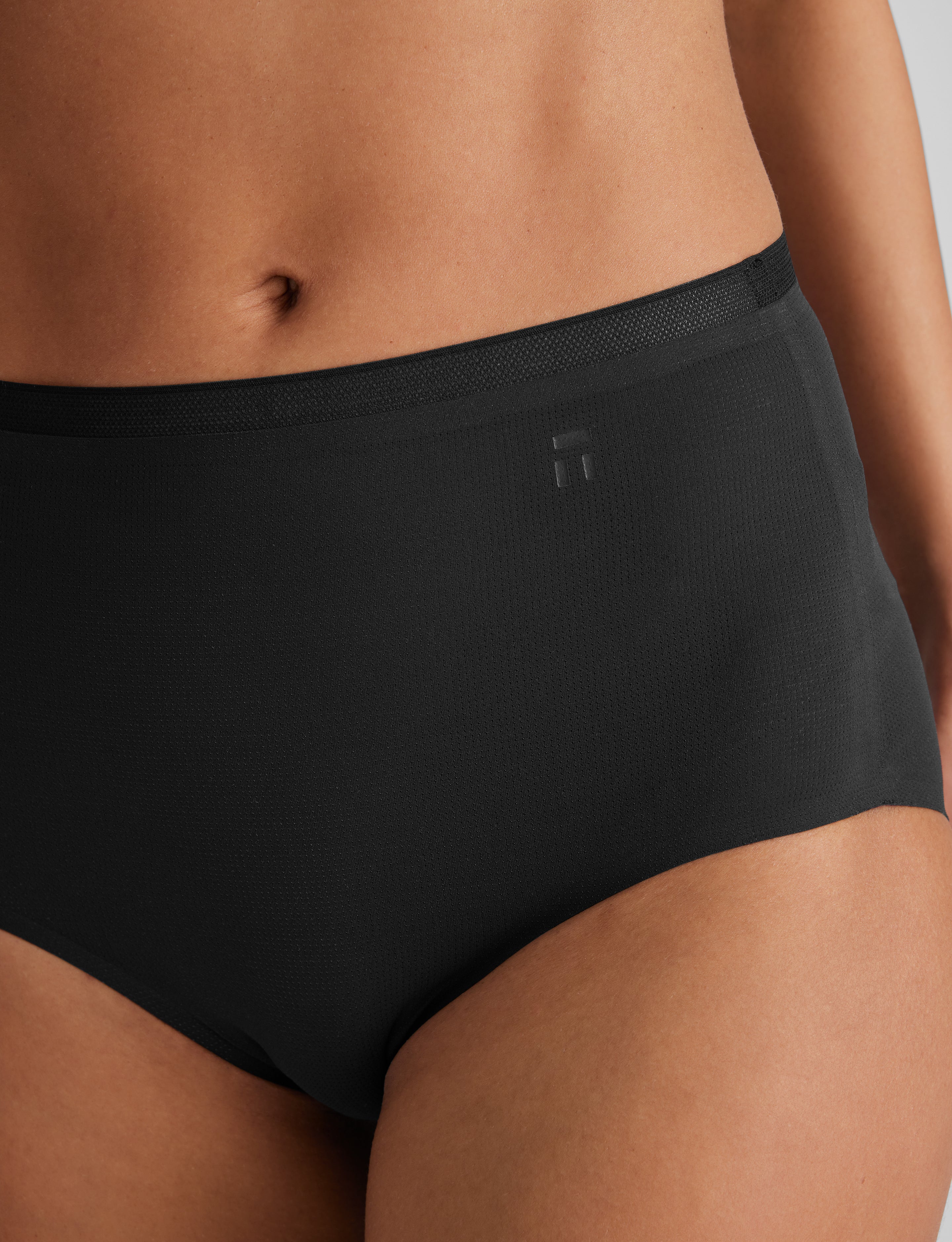 Women's Air High Rise Brief