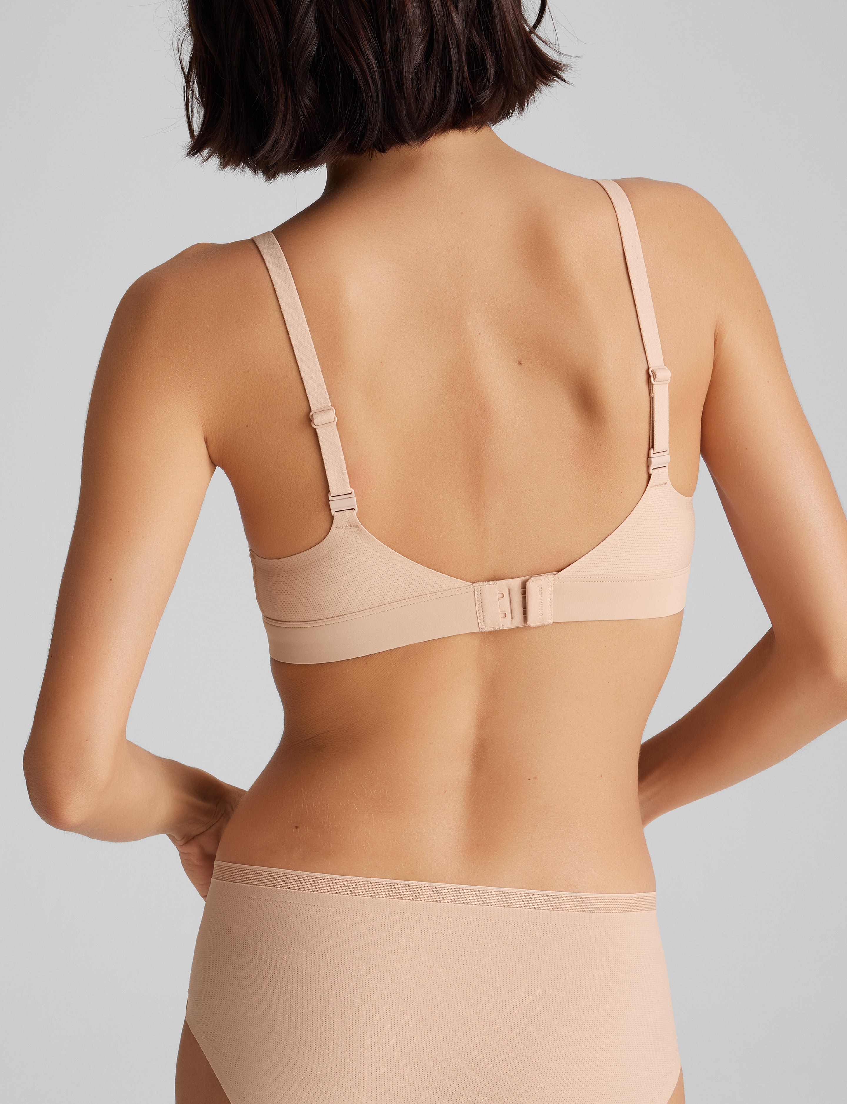 Air Plunge Bra and Air Triangle Bralette Set (2-Pack)