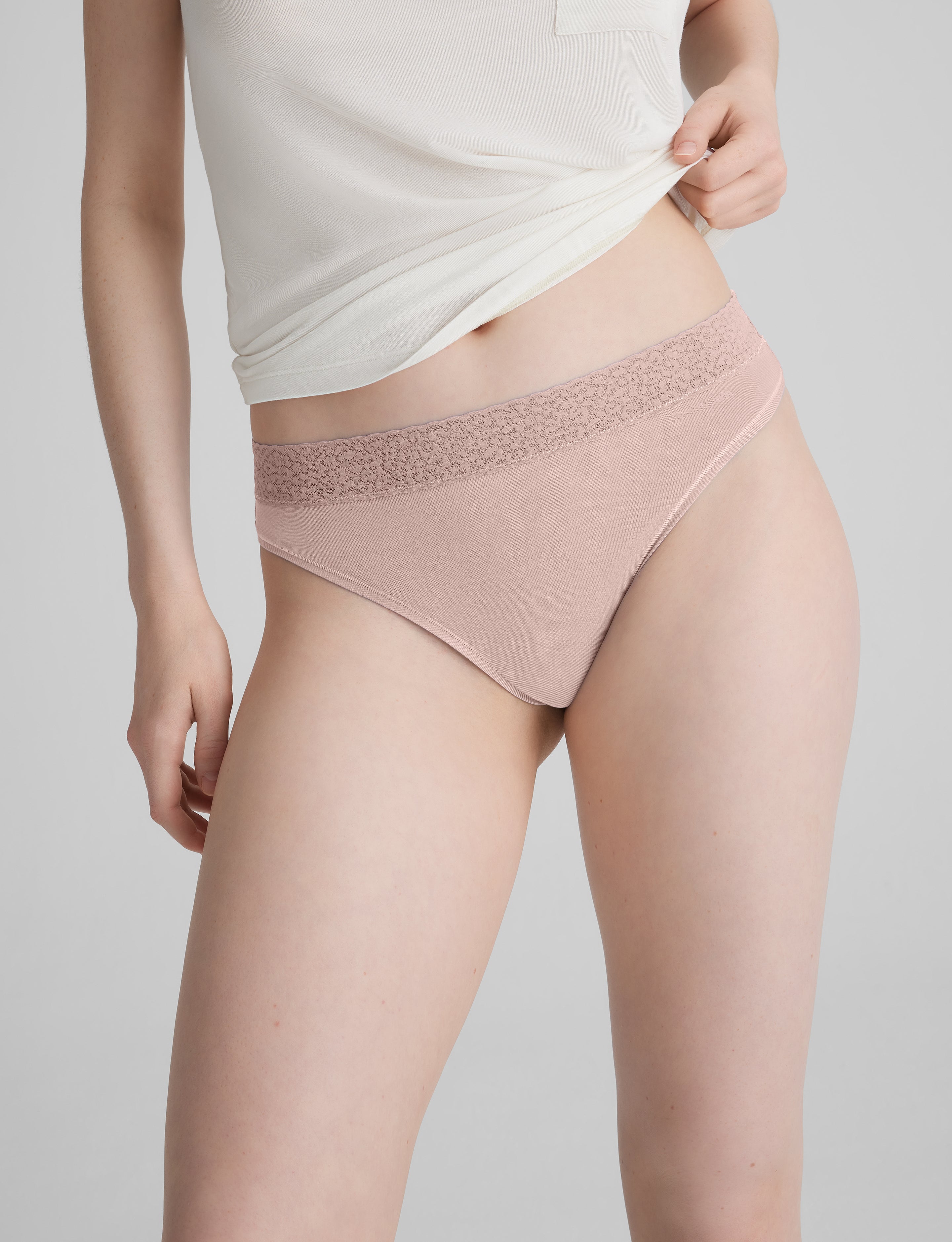 Women's Second Skin Thong, Lace Waist