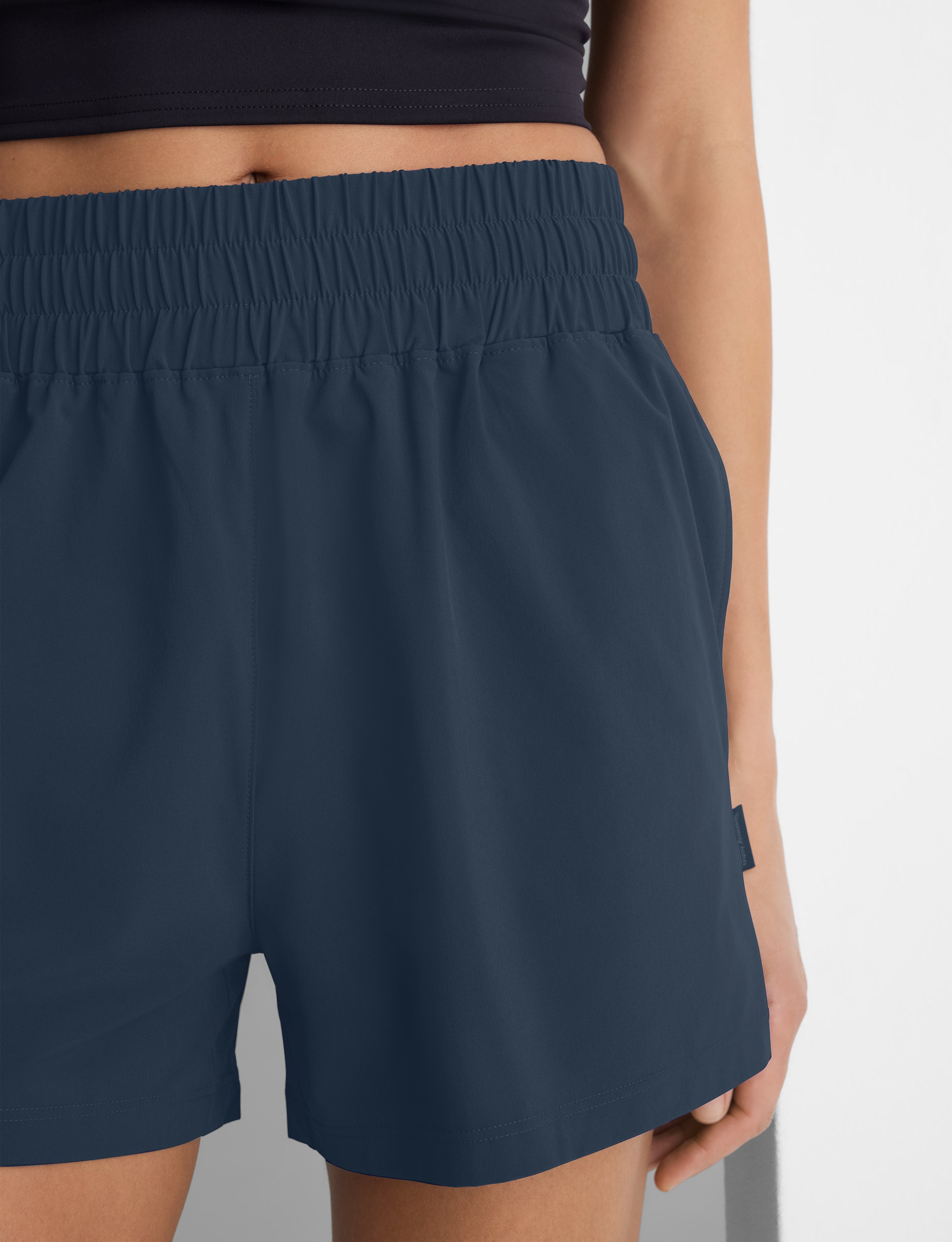 Women's Luxe Traveler Woven Short