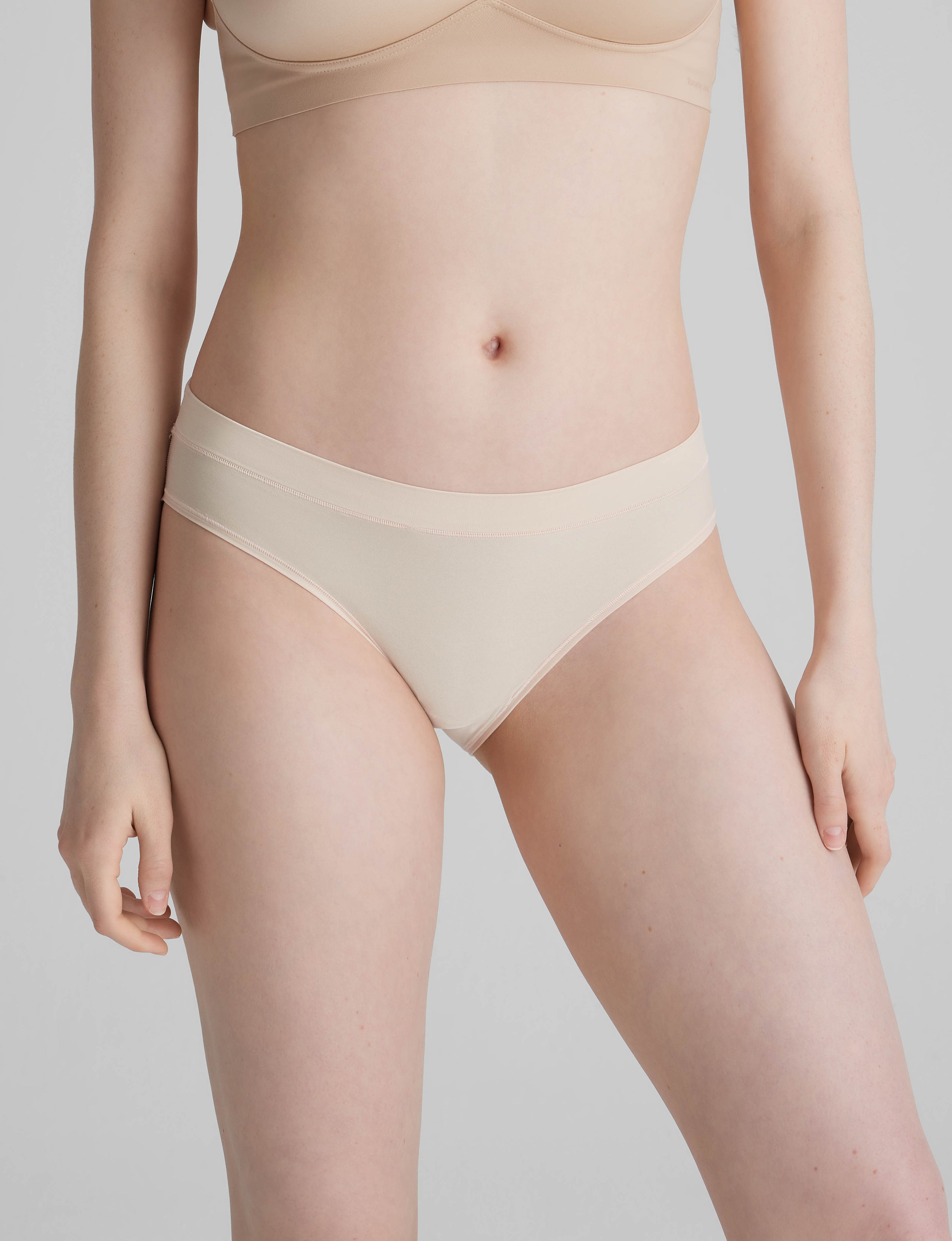 Women's One-Size Bikini