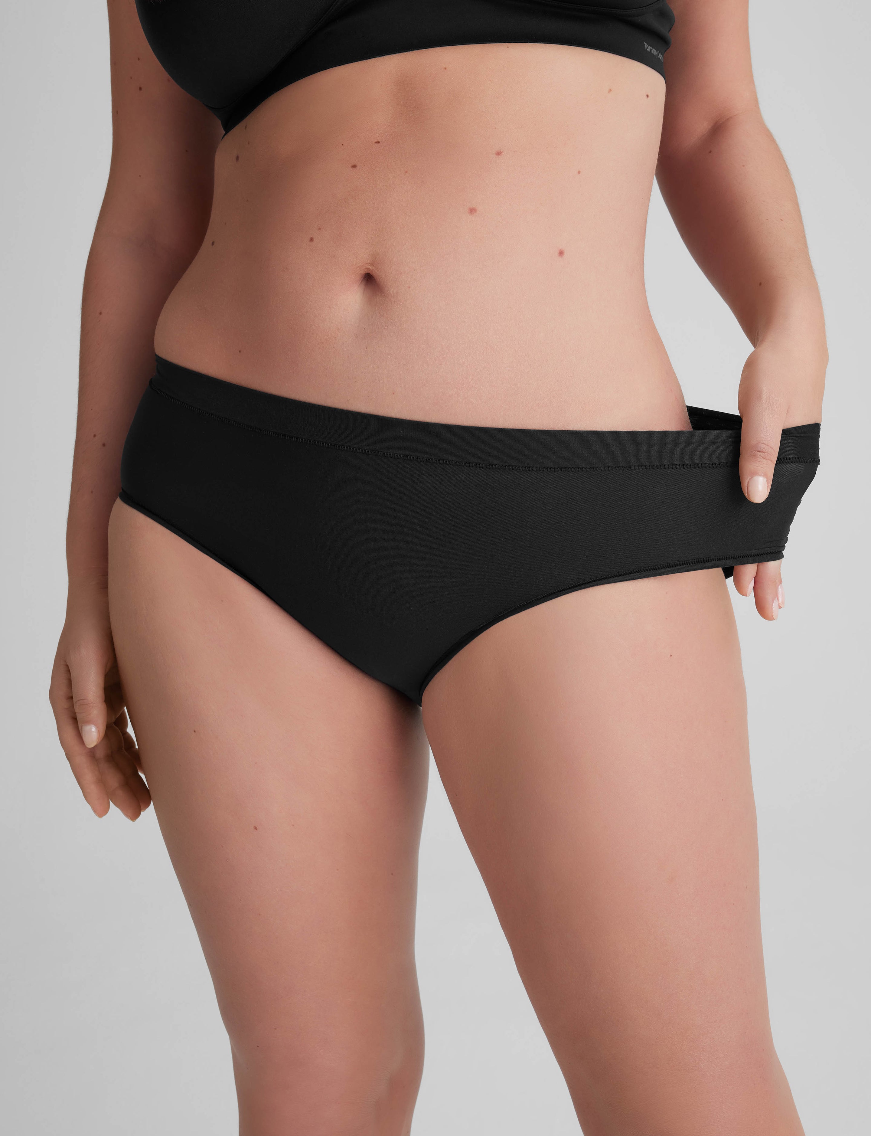 Women's One-Size High Rise Brief