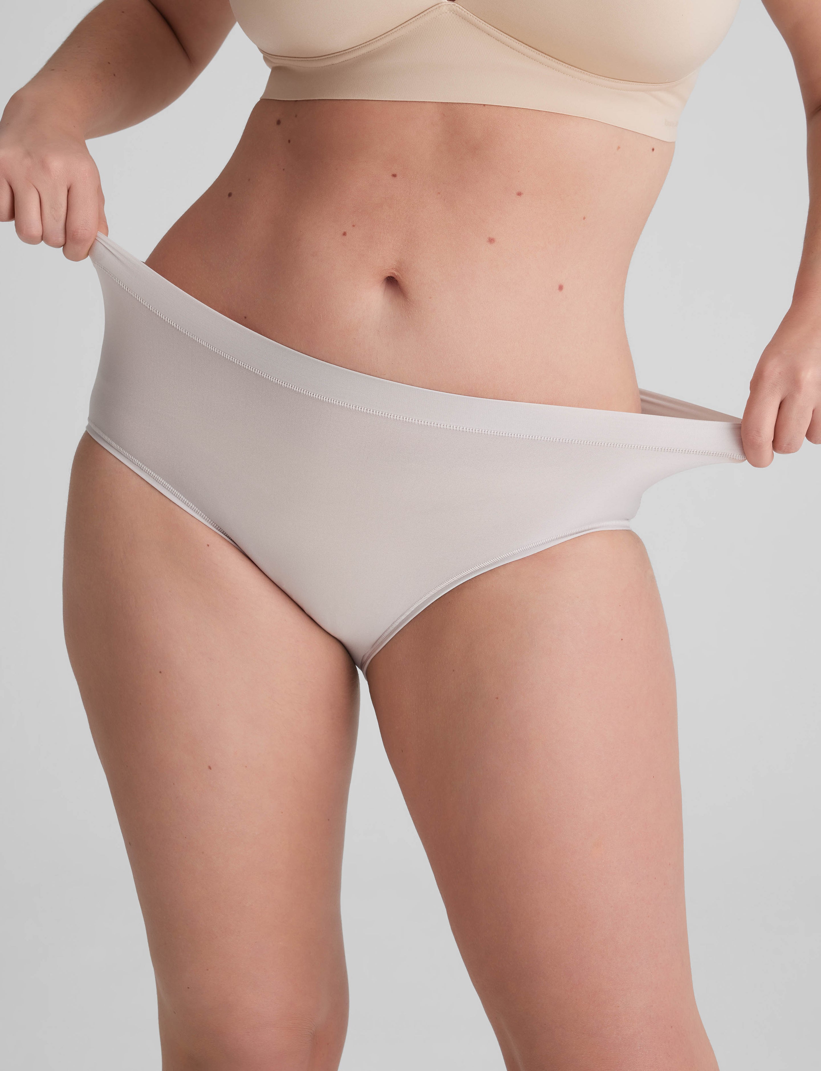 Women's One-Size High Rise Brief
