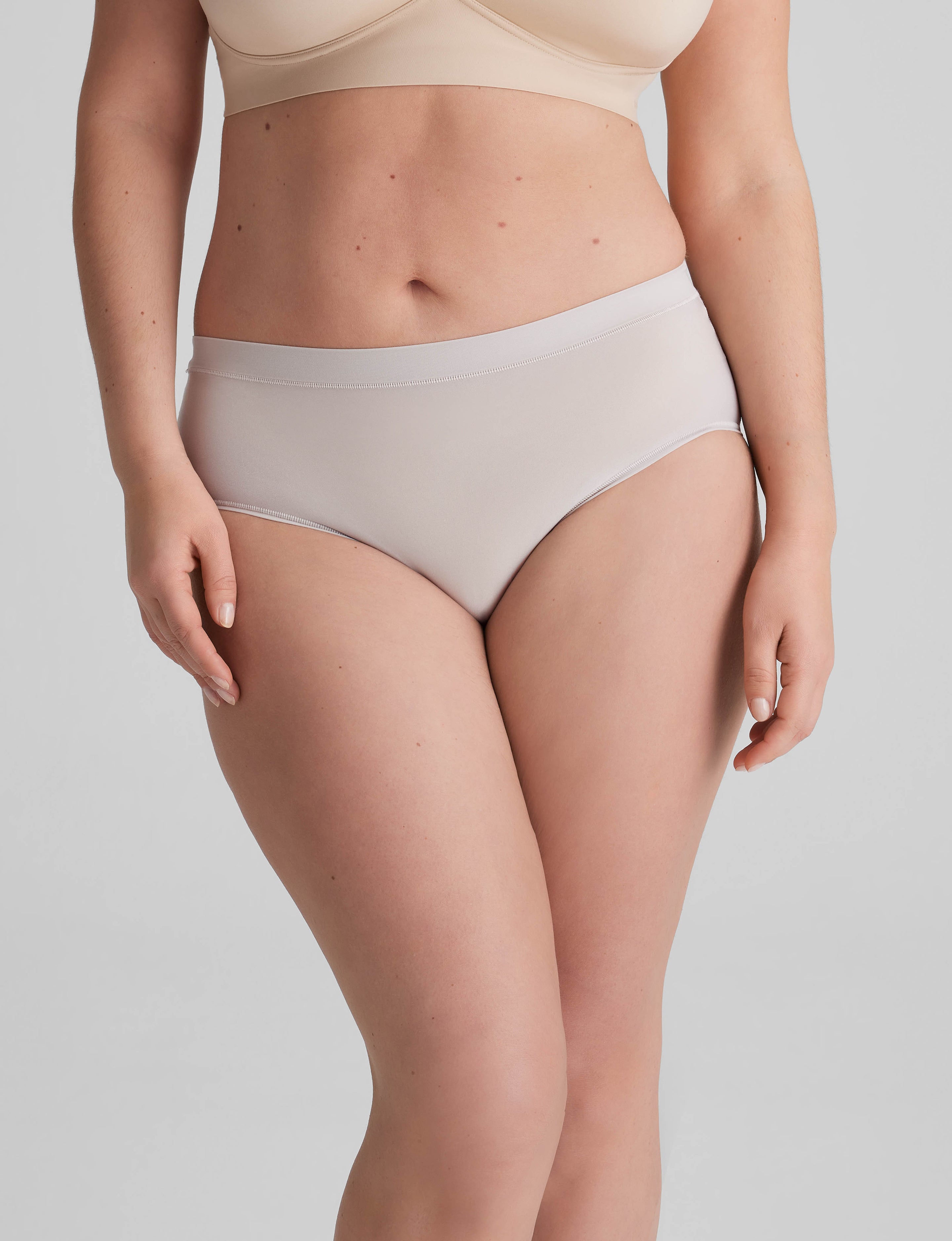 Women's One-Size High Rise Brief