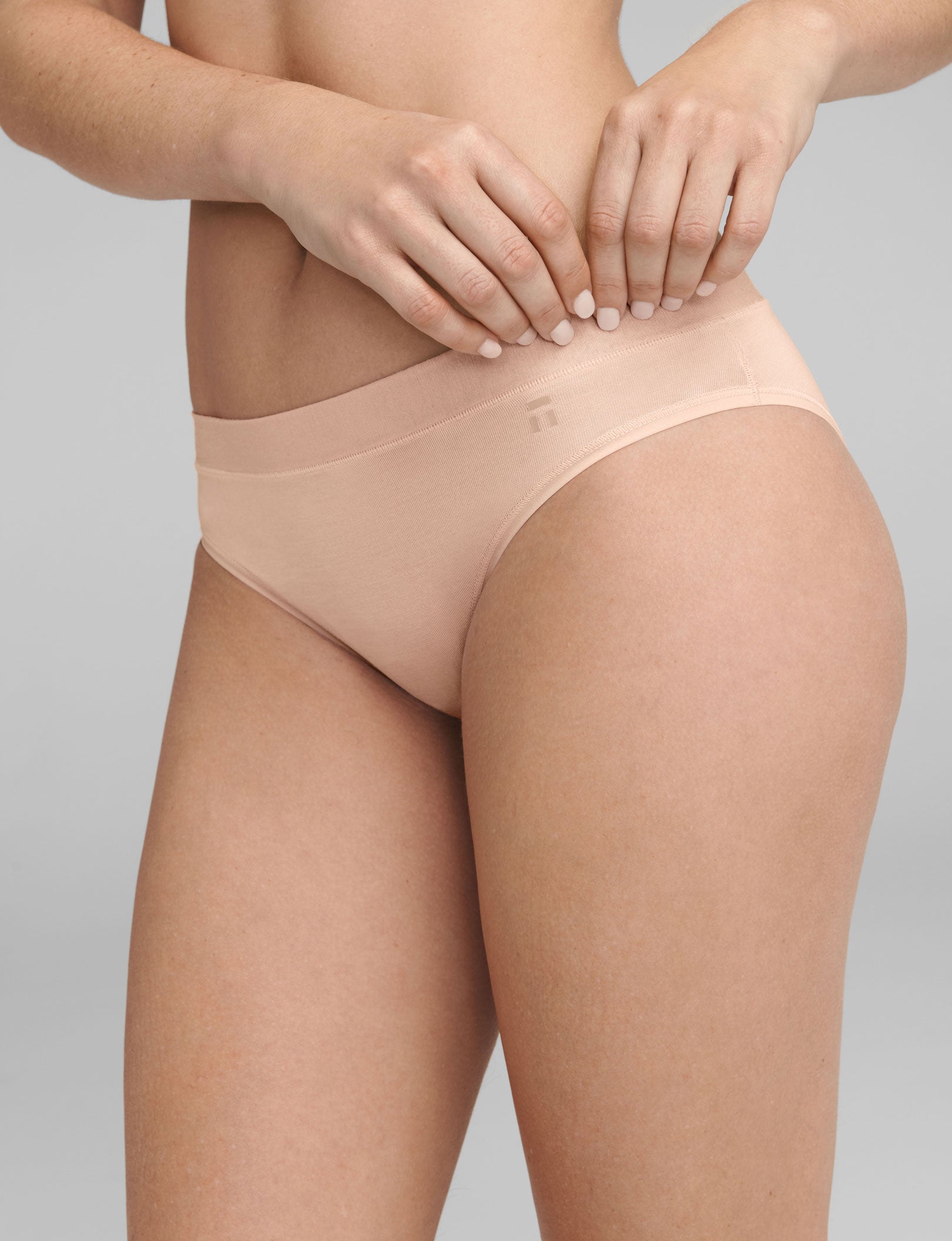 Women's Second Skin Cheeky