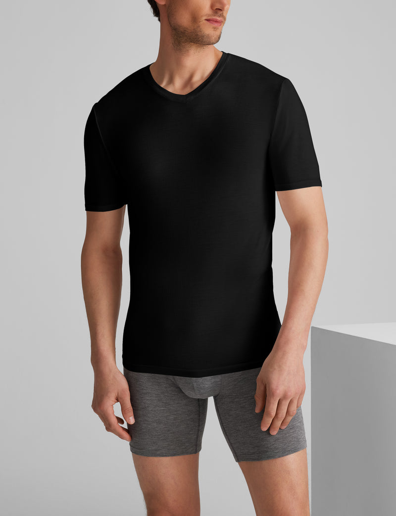 Second Skin High V-Neck Stay-Tucked Undershirt::Black