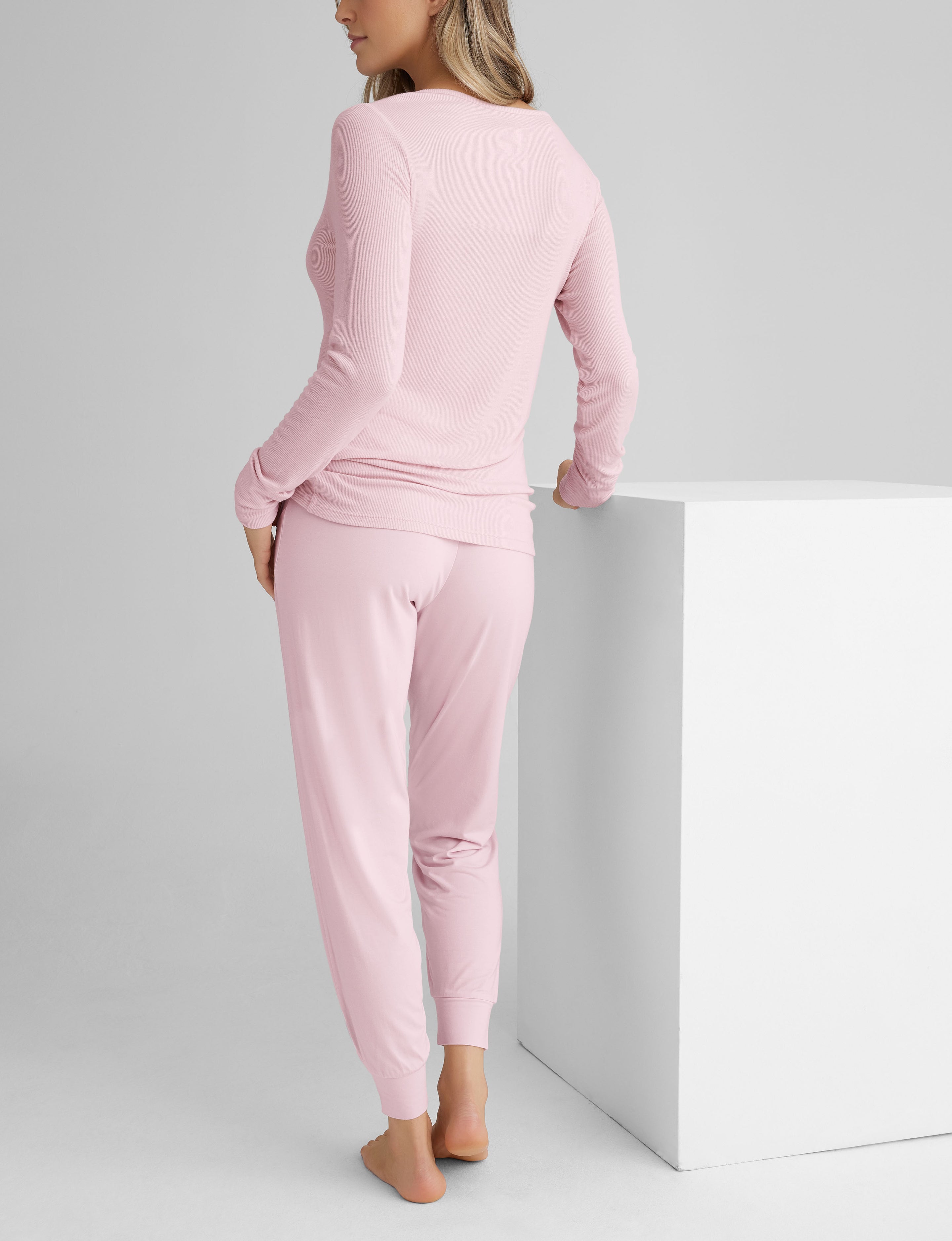 Women's Downtime Henley & Jogger Set