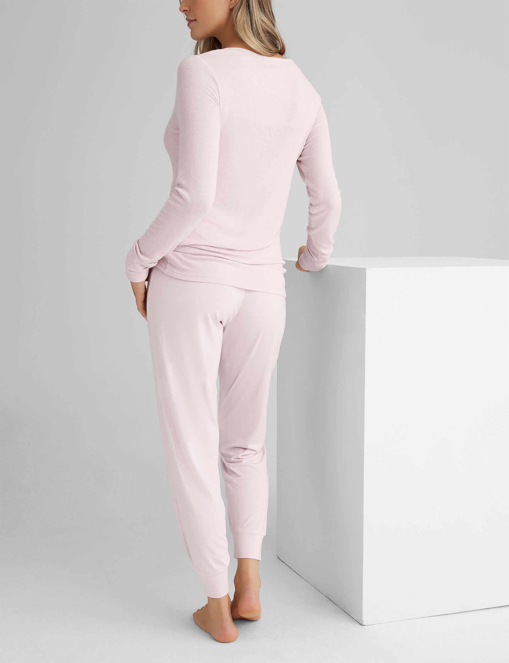 Women's Downtime Henley & Jogger Set