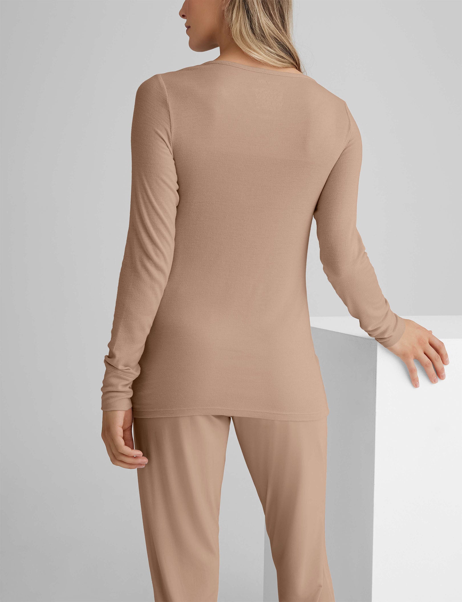 Women's Downtime Henley & Jogger Set