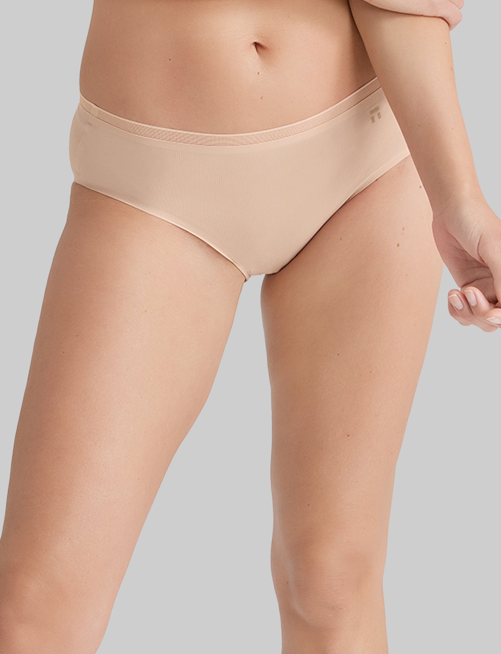Women's Air Brief