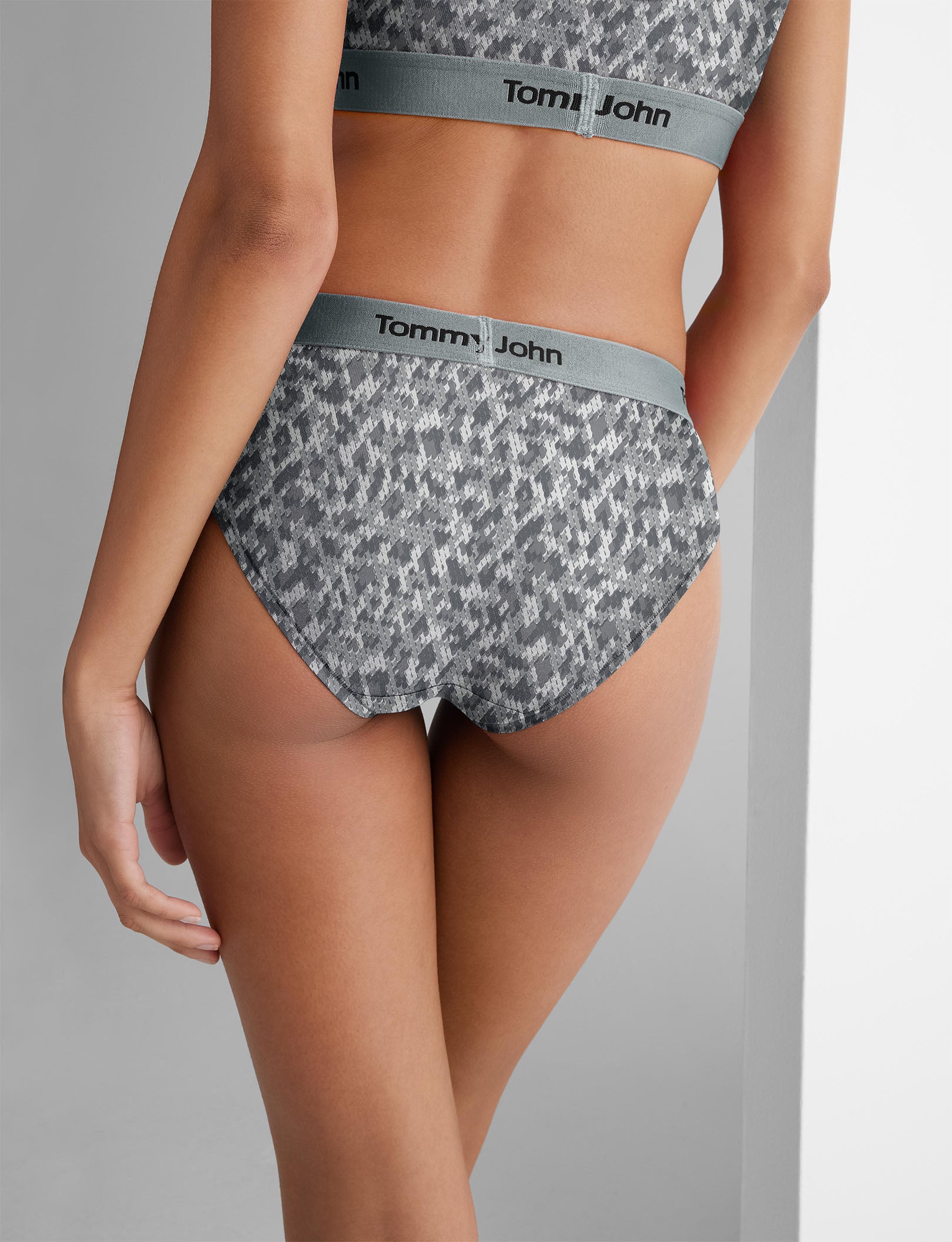 Second Skin Scoop Bralette & Brief Set