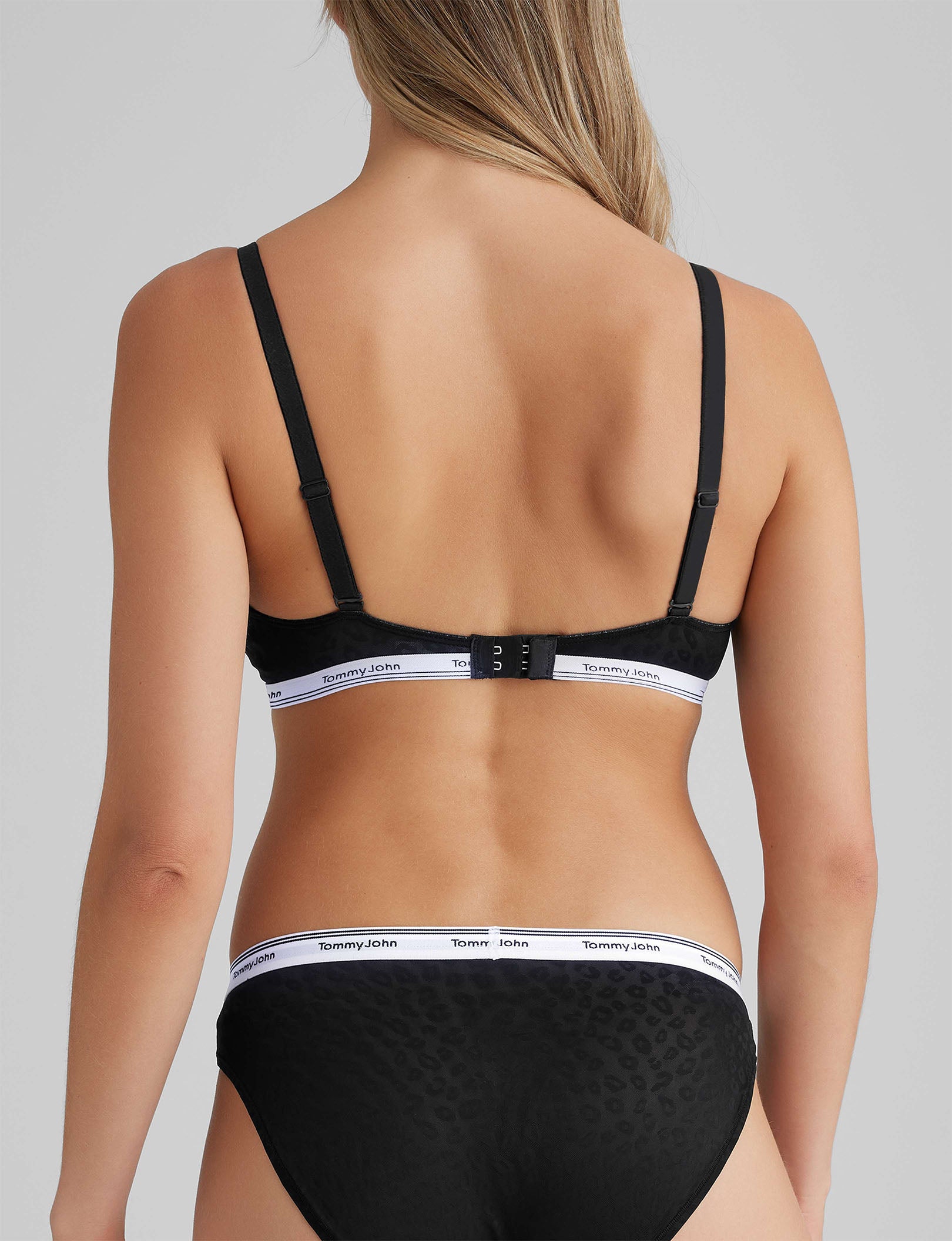 Signature Comfort Lace Triangle Bralette