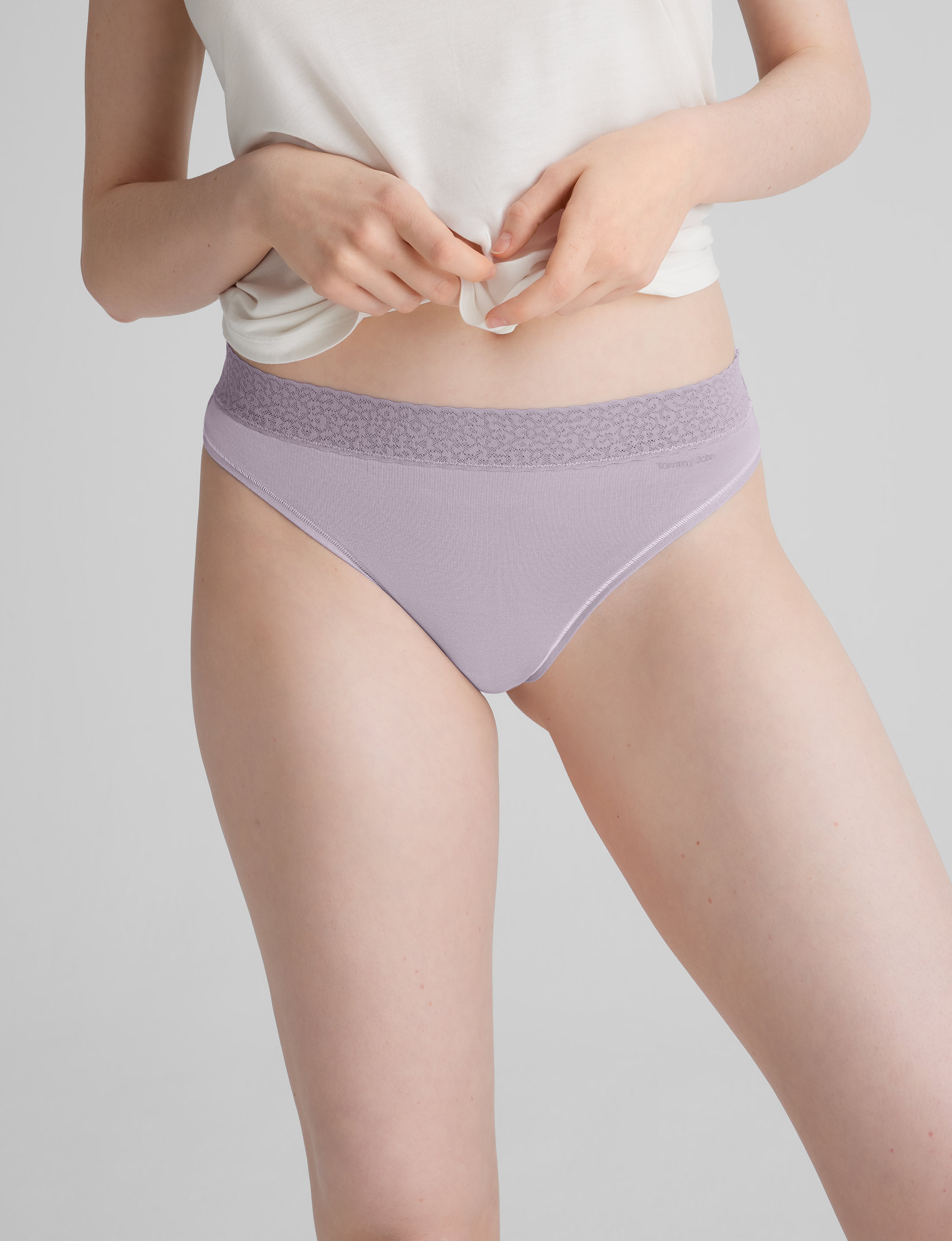 Women's Second Skin Thong, Lace Waist