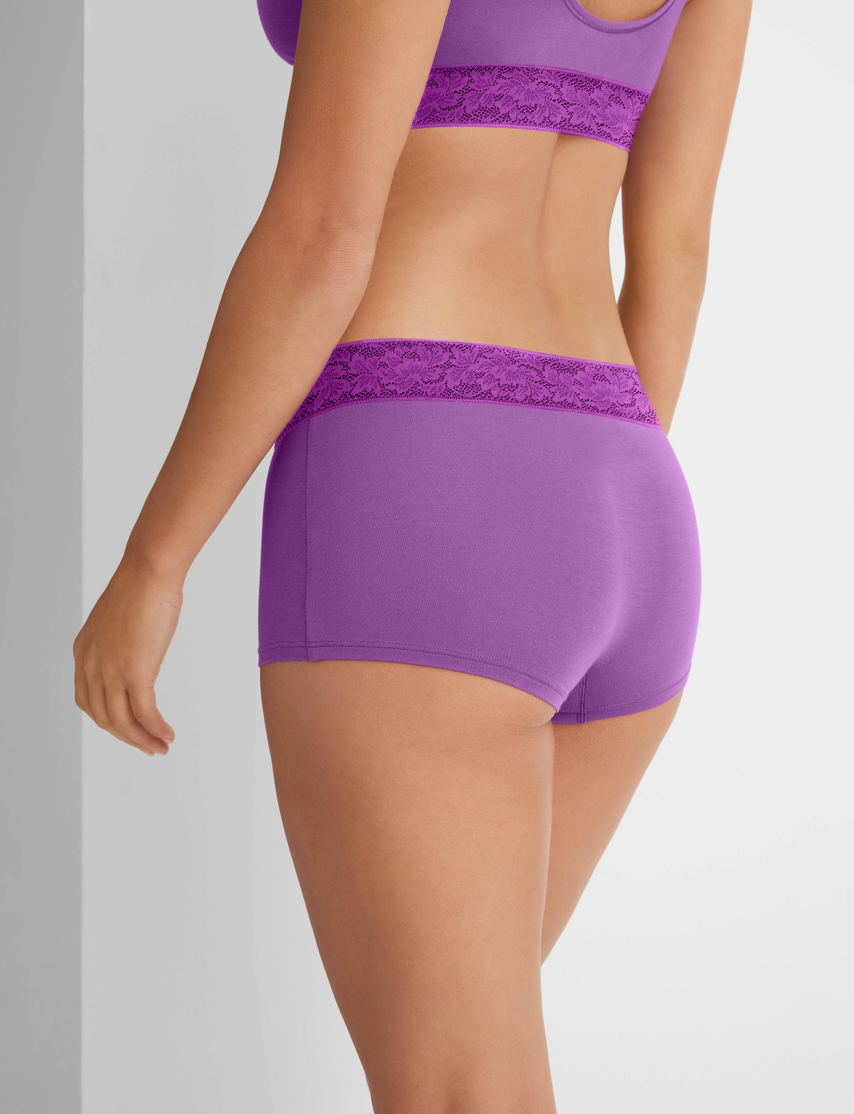 Women's Second Skin Boyshort, Lace Waist