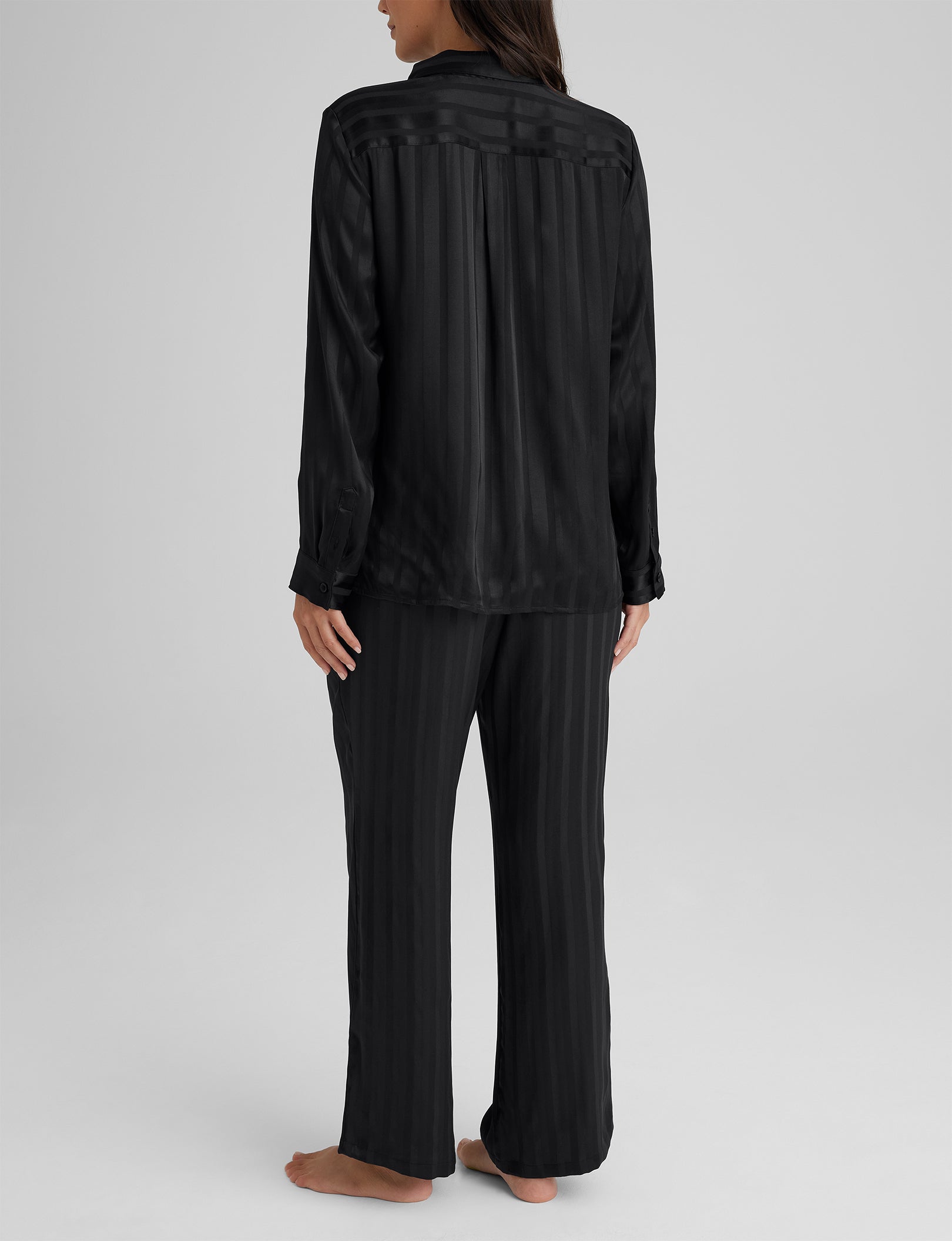 Women's Satin Jacquard Long Sleeve Pajama Top & Pant Set