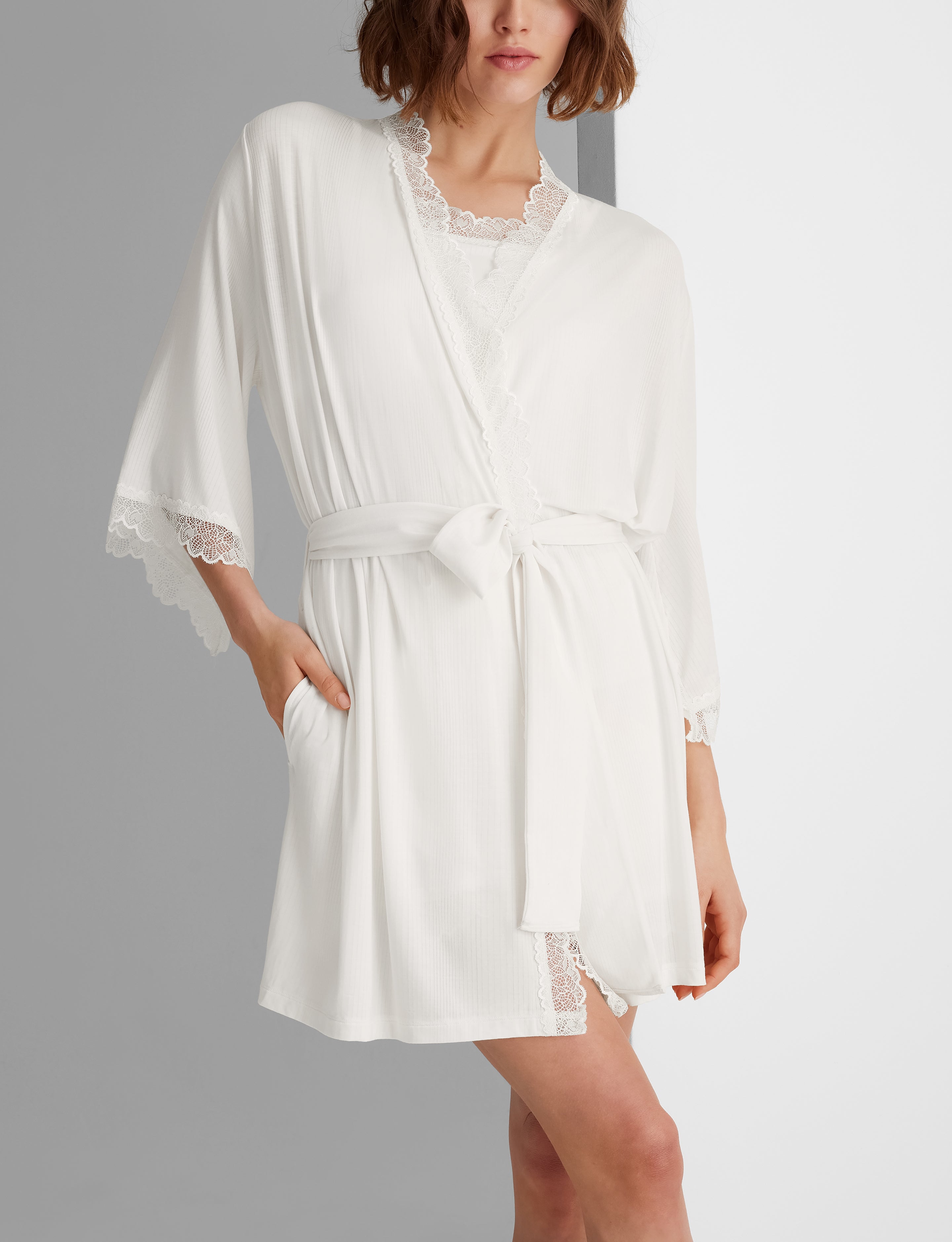Women's Luxe Rib Lace Robe