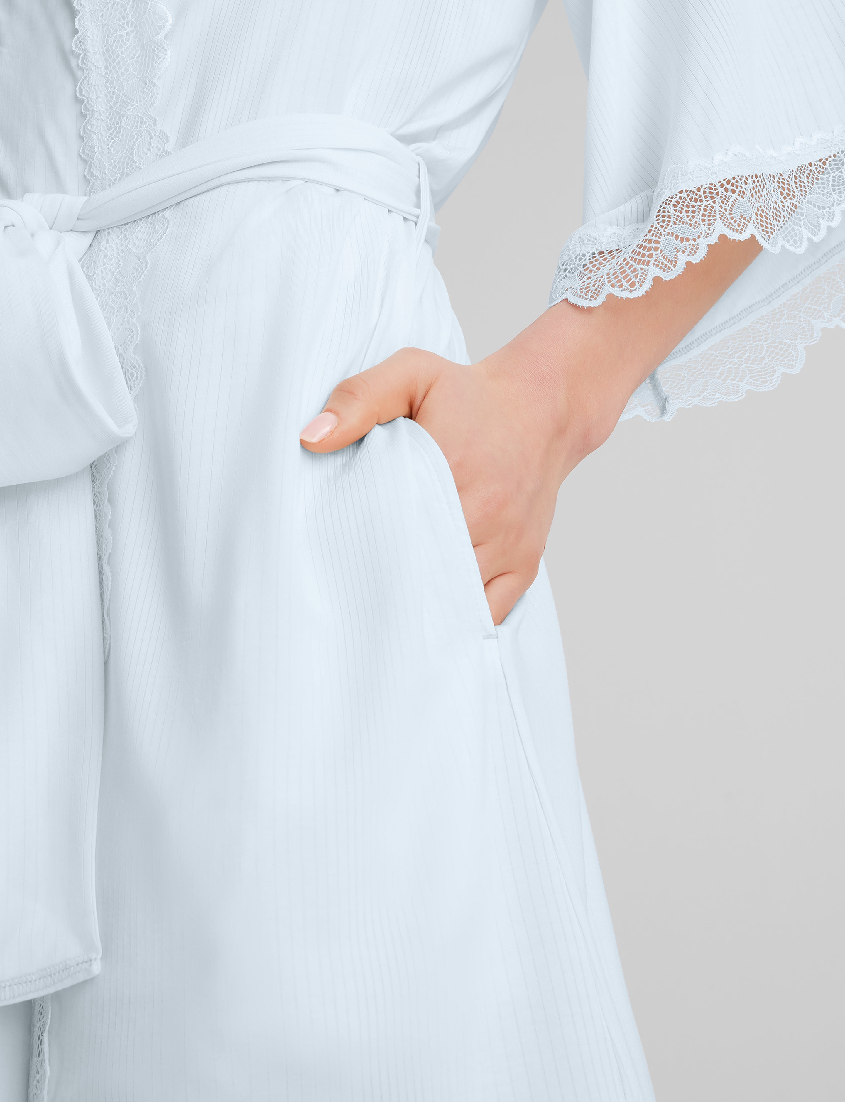 Women's Luxe Rib Lace Robe