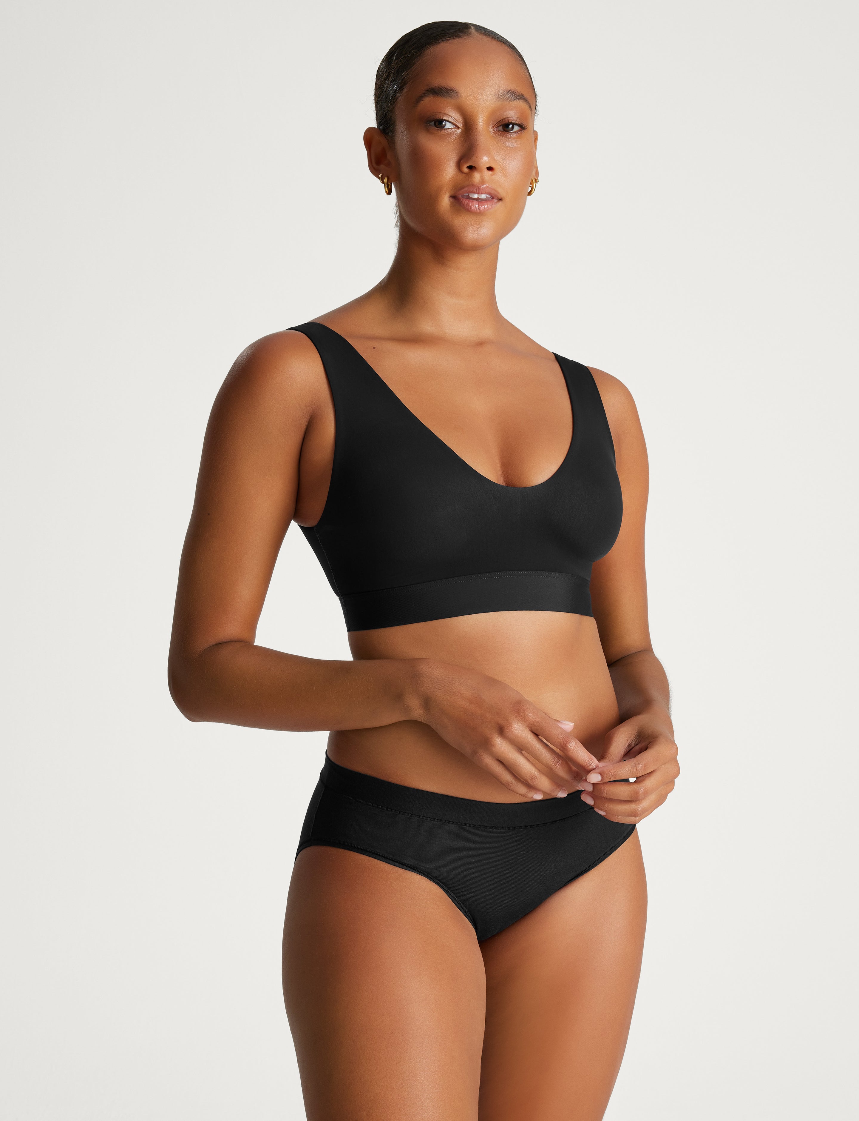 Second Skin V-Neck Bralette