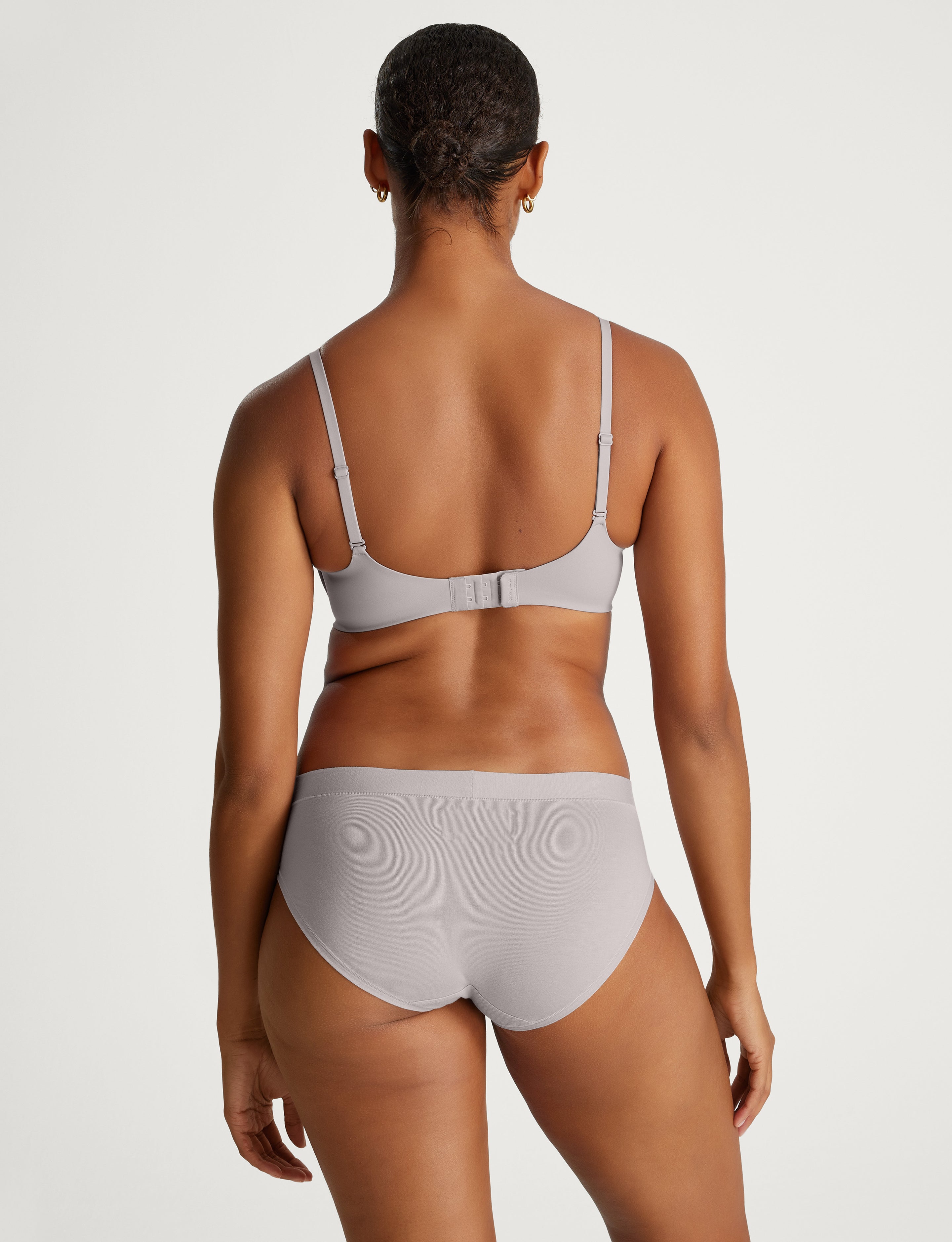 Second Skin Smoothing Wireless T-Shirt Bra & Brief Set