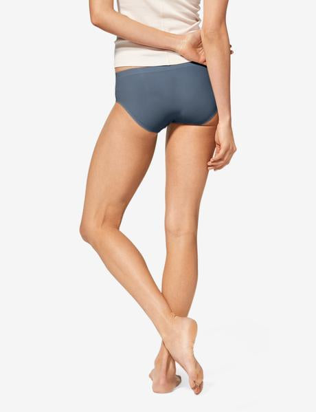 Women's Air Brief